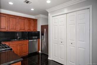 138 Overlook Dr in Farmingville, NY - Building Photo - Building Photo