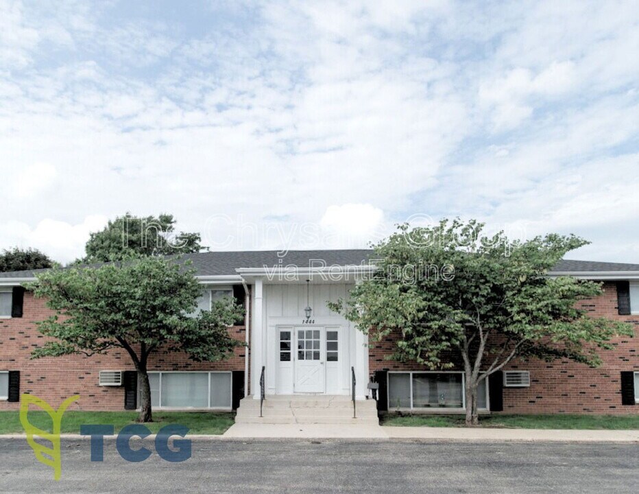 1444 State St in Ottawa, IL - Building Photo