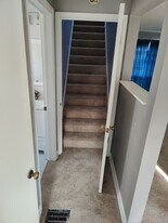 2283 Hiawatha Park Dr