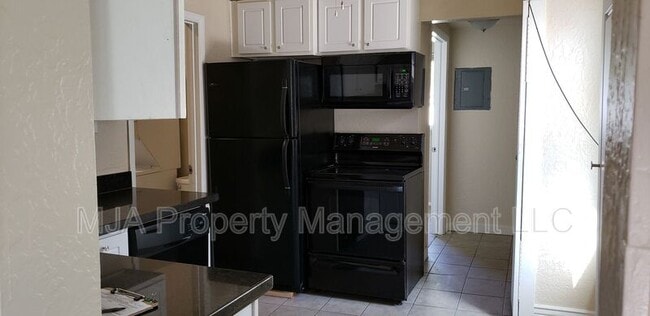 1041 S 200 W in Salt Lake City, UT - Building Photo - Building Photo