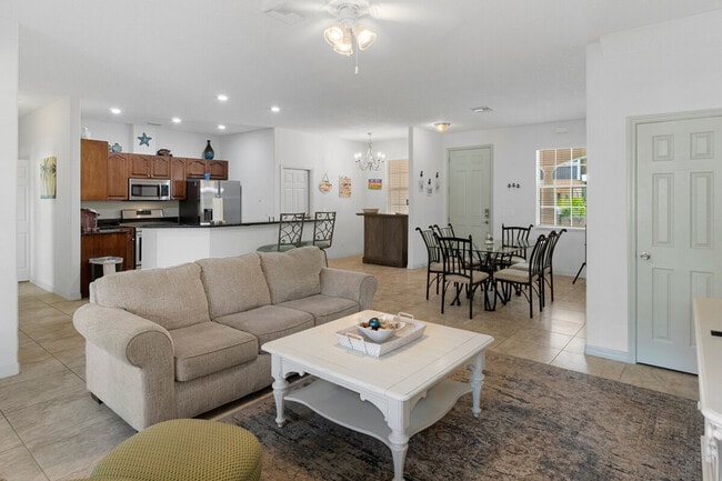 4845 S Tromp Lp in Homosassa, FL - Building Photo - Building Photo