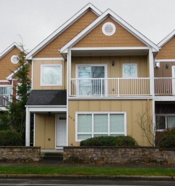 392 Market St NE in Salem, OR - Foto de edificio
