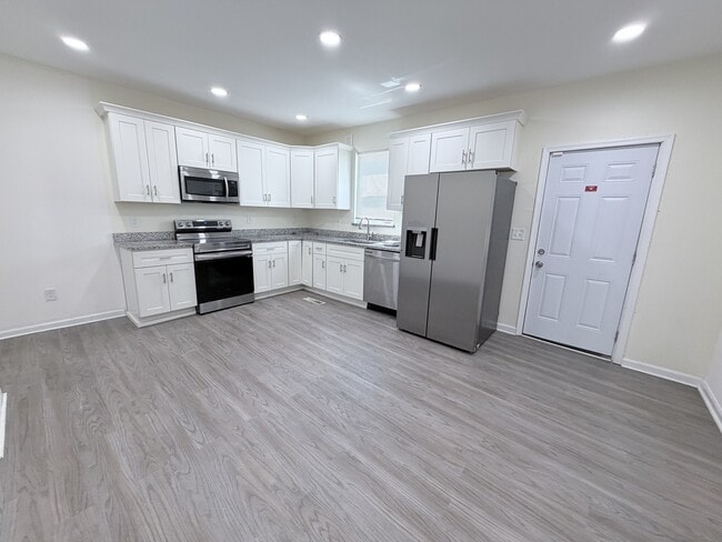 907 Rugby St in Norfolk, VA - Building Photo - Building Photo