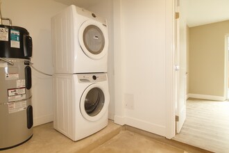 62009 Dantili Rd in Bend, OR - Building Photo - Building Photo