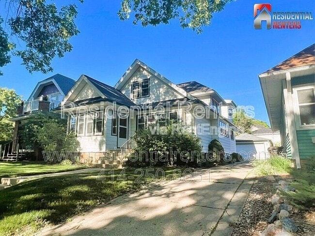 property at 2372 N 61st St