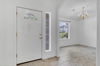 12210 Woody Hollow Dr in Tomball, TX - Building Photo - Building Photo