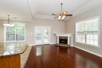 8120 Woodson Dr in Olive Branch, MS - Building Photo - Building Photo