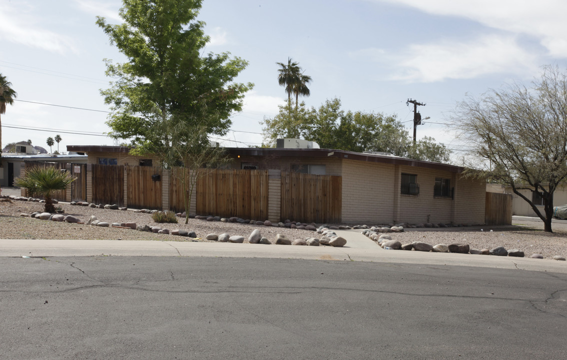 3302 N 67th St in Scottsdale, AZ - Foto de edificio