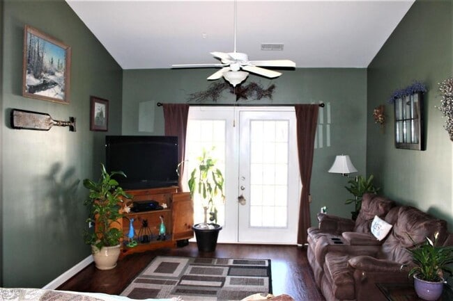618 Condo Club Dr in Wilmington, NC - Building Photo - Building Photo