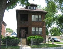 7259 S Maplewood Apartments