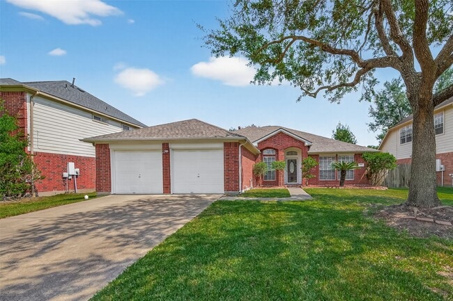 1927 Blooming Park Ln