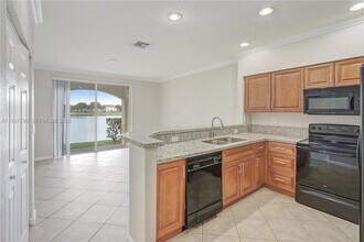 2830 SW 83rd Ter in Miramar, FL - Building Photo - Building Photo