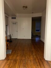 712 N Ada St, Unit #1 in Chicago, IL - Building Photo - Building Photo