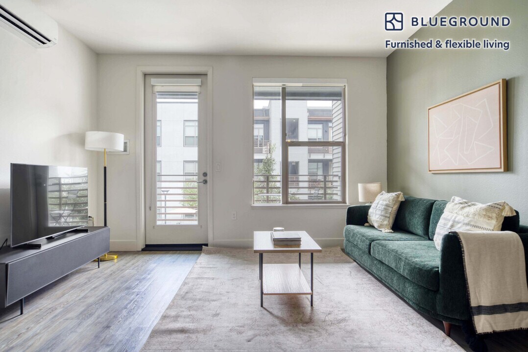 3645 Haven Ave in Menlo Park, CA - Building Photo