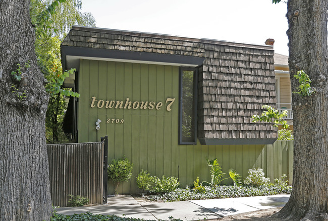 Townhouse 7