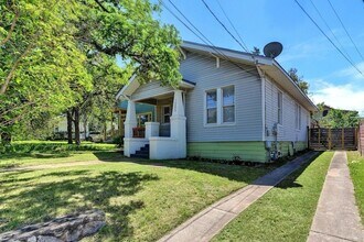 1205 E 12th St in Austin, TX - Building Photo - Building Photo