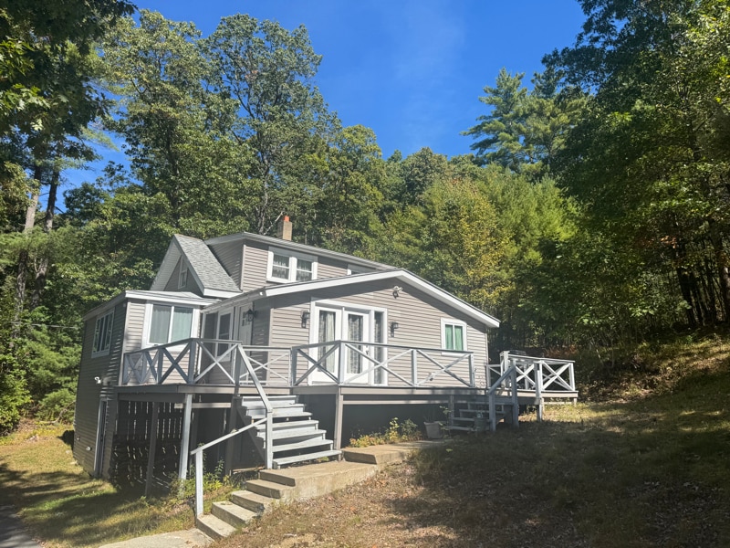 1151 Silver Lake St in Athol, MA - Building Photo