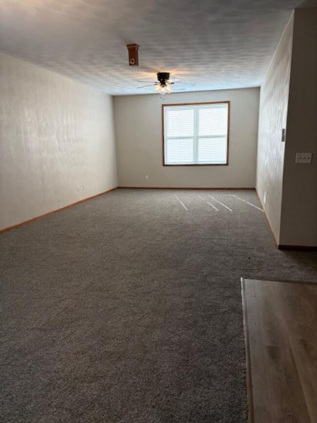 10310 Clearwing Ln in Roscoe, IL - Building Photo - Building Photo