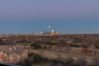 Skyline at Kessler in Dallas, TX - Foto de edificio - Building Photo