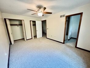 550 Darling St in Southington, CT - Building Photo - Building Photo