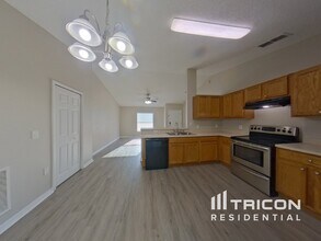 938 Millenbeck Ave in Deltona, FL - Building Photo - Building Photo