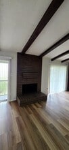 8443 Gulfwood Ln in Houston, TX - Building Photo - Building Photo