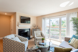 Apartments at Sunset in Frederick, MD - Building Photo - Interior Photo