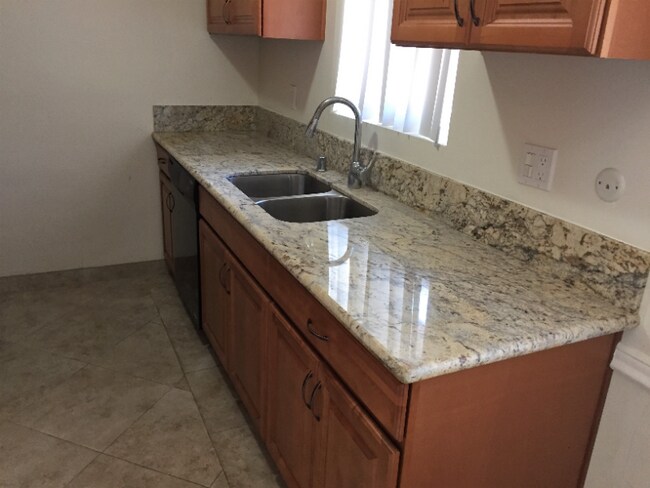 1807 Fremont Ave-Unit -00 in South Pasadena, CA - Building Photo - Building Photo