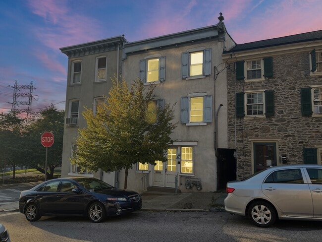 147 Pensdale St in Philadelphia, PA - Building Photo - Building Photo