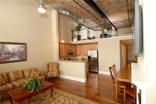 4 Pascoag Main St in Coventry, RI - Building Photo