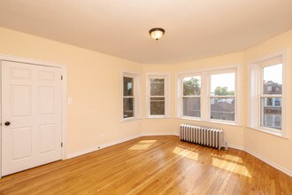 4959 N Albany Ave-Unit -4959-3 in Chicago, IL - Building Photo - Building Photo