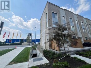 3 Mable Smith Wy in Vaughan, ON - Building Photo - Building Photo