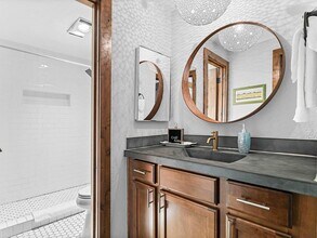 57026 Tennis Village in Sunriver, OR - Building Photo - Building Photo