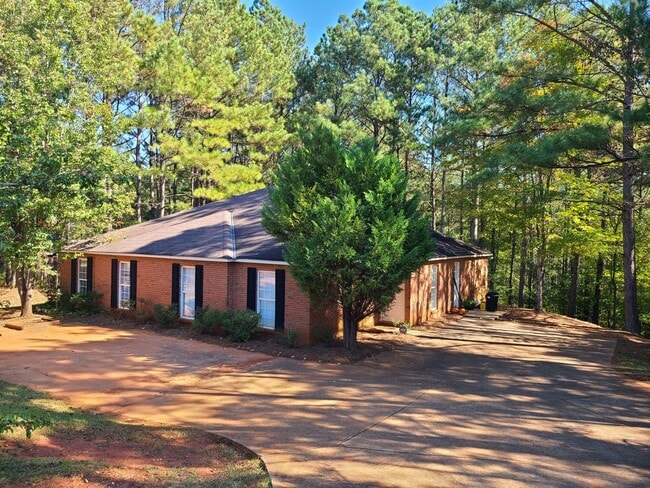 property at 380 Mobley Rd