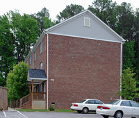 621 Chappell Dr in Raleigh, NC - Foto de edificio - Building Photo