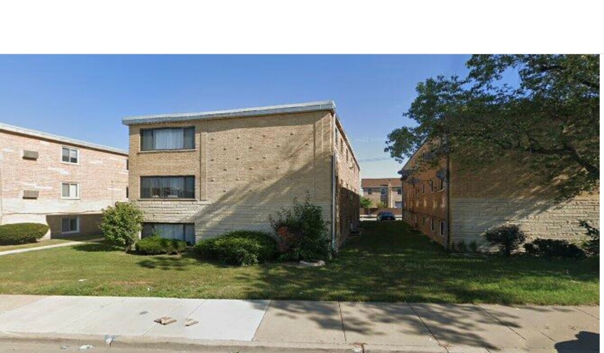 5476 S Archer Ave in Chicago, IL - Building Photo
