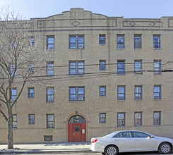 89-32 138th St in Jamaica, NY - Foto de edificio - Building Photo