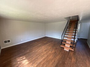 4776 Buffalo Dr SE in Salem, OR - Building Photo - Building Photo