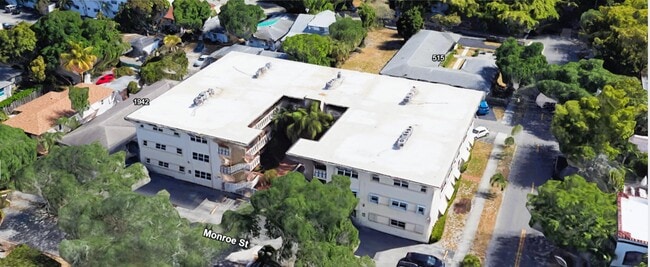 property at 1958 Monroe St