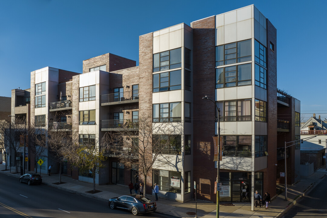 1500-1510 W Chicago Ave in Chicago, IL - Building Photo