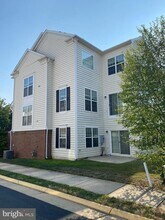 43582 Heritage Gap Terrace in Chantilly, VA - Building Photo - Building Photo