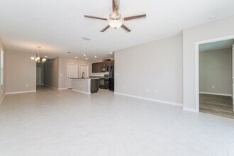 10201 Happy Heart Ave in Riverview, FL - Building Photo - Building Photo