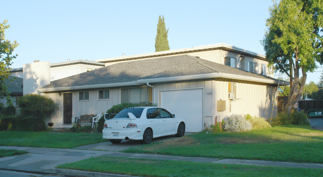 3789 Starview Dr in San Jose, CA - Foto de edificio