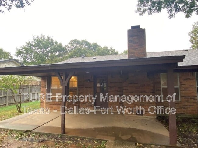 7705 Red Oak St in North Richland Hills, TX - Building Photo - Building Photo