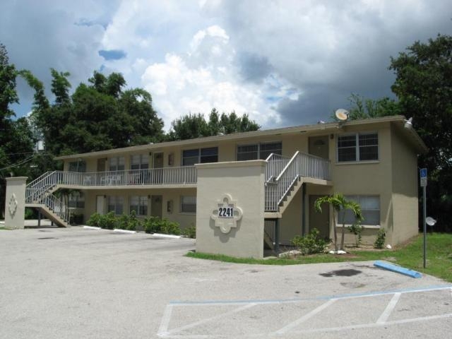 2237-2257 Euclid Ave in Ft. Myers, FL - Building Photo - Building Photo