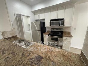 375 Central Ave in Riverside, CA - Building Photo - Building Photo
