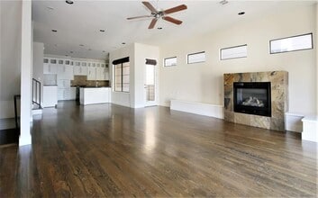 5425 Floyd St in Houston, TX - Building Photo - Building Photo
