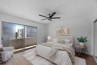 TALA Local at 1301 Havenhurst in West Hollywood, CA - Foto de edificio - Building Photo