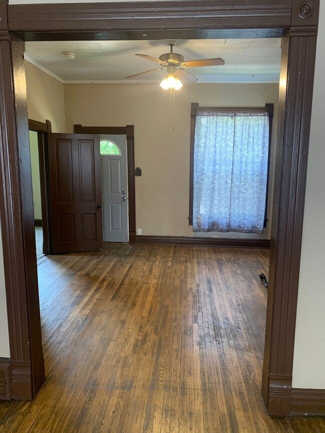 property at 400 S 8th St