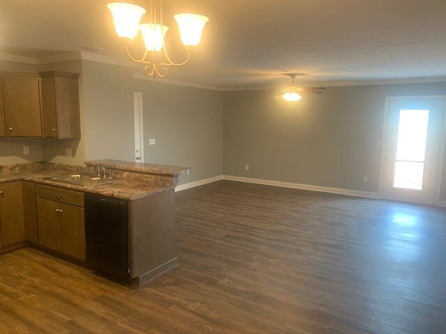 192 Vincent St, Unit A8 photo'
